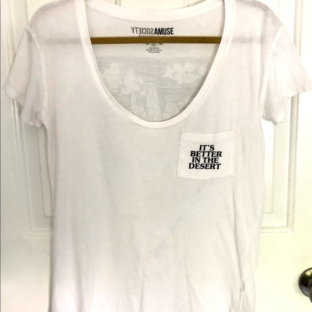 Amuse Society White V neck T-shirt